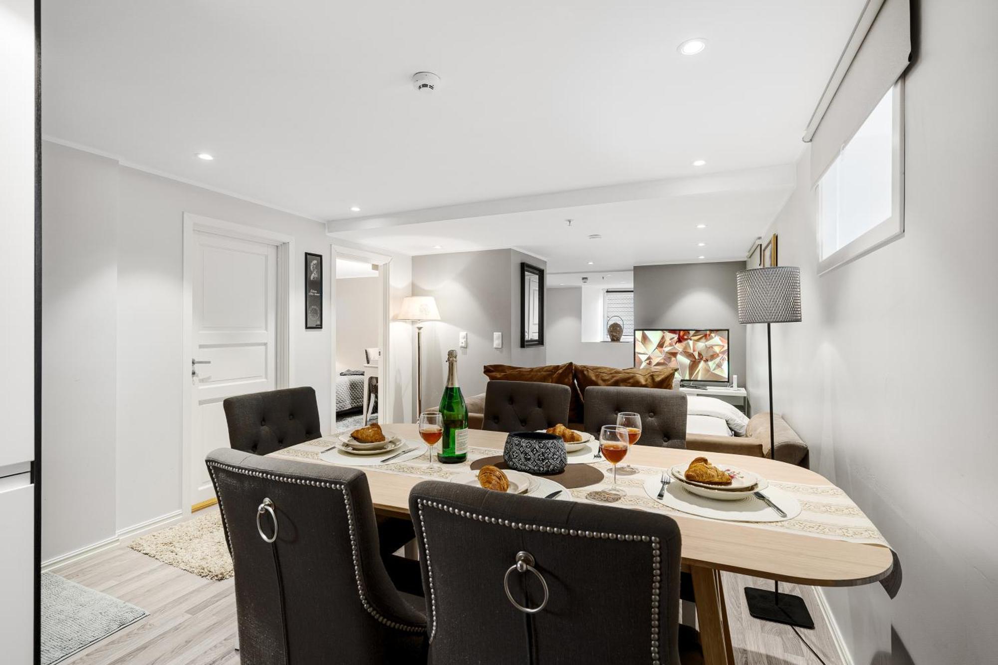 Solsiden Modern Stay: King Beds, Private Entry Тронхейм Экстерьер фото