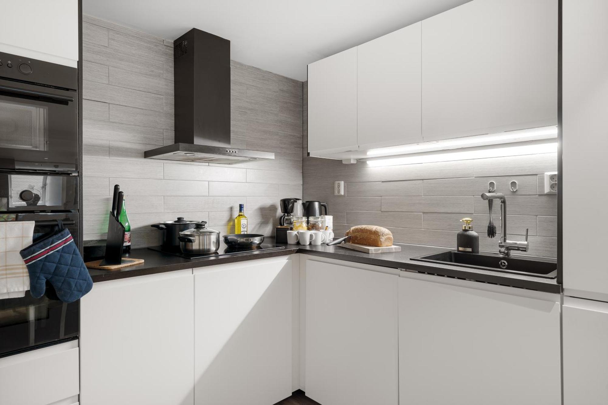 Solsiden Modern Stay: King Beds, Private Entry Тронхейм Экстерьер фото